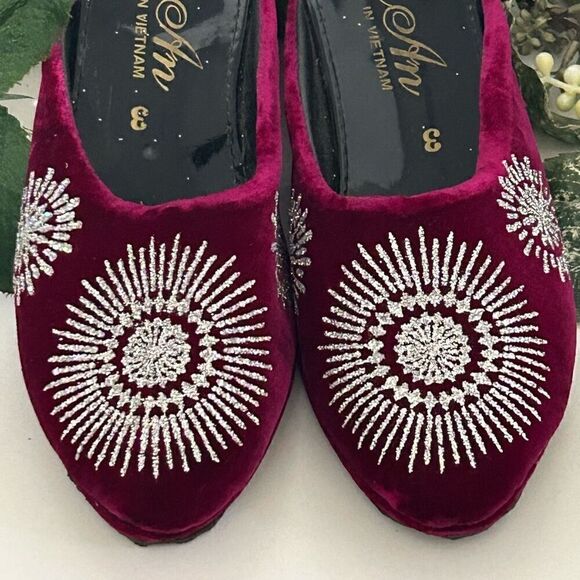 Hanh An Mule Slippers Womens Size 3 Burgundy Glittered Velvet Wedge Heel Slip-on - Picture 6 of 9